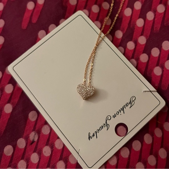 Elegant Heart Pendant Necklace with Sparkling Crystals – Perfect Gift - Picture 13 of 15